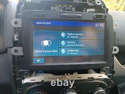 Autoradio ecran tactile master 3 captur trafic vivaro 281156495R-A gps