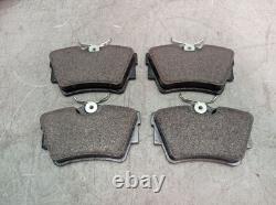 Disque de Frein Garnitures Arrière Kit pour Opel Vivaro Renault Trafic 95599296