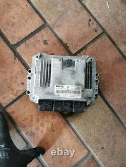 Opel Vivaro I Renault Trafic II 1,9 DTI Unité De Contrôle Moteur 8200546983