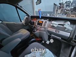 Vitre latérale fixe Disque GA Assez AR pour Renault Trafic II Vivaro A 06-14